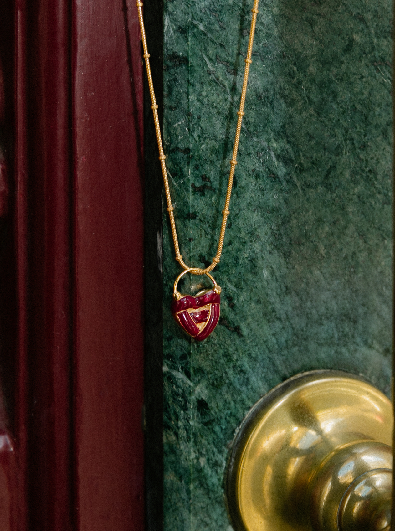 Juicy Mini Love Locket - Midnight Maroon