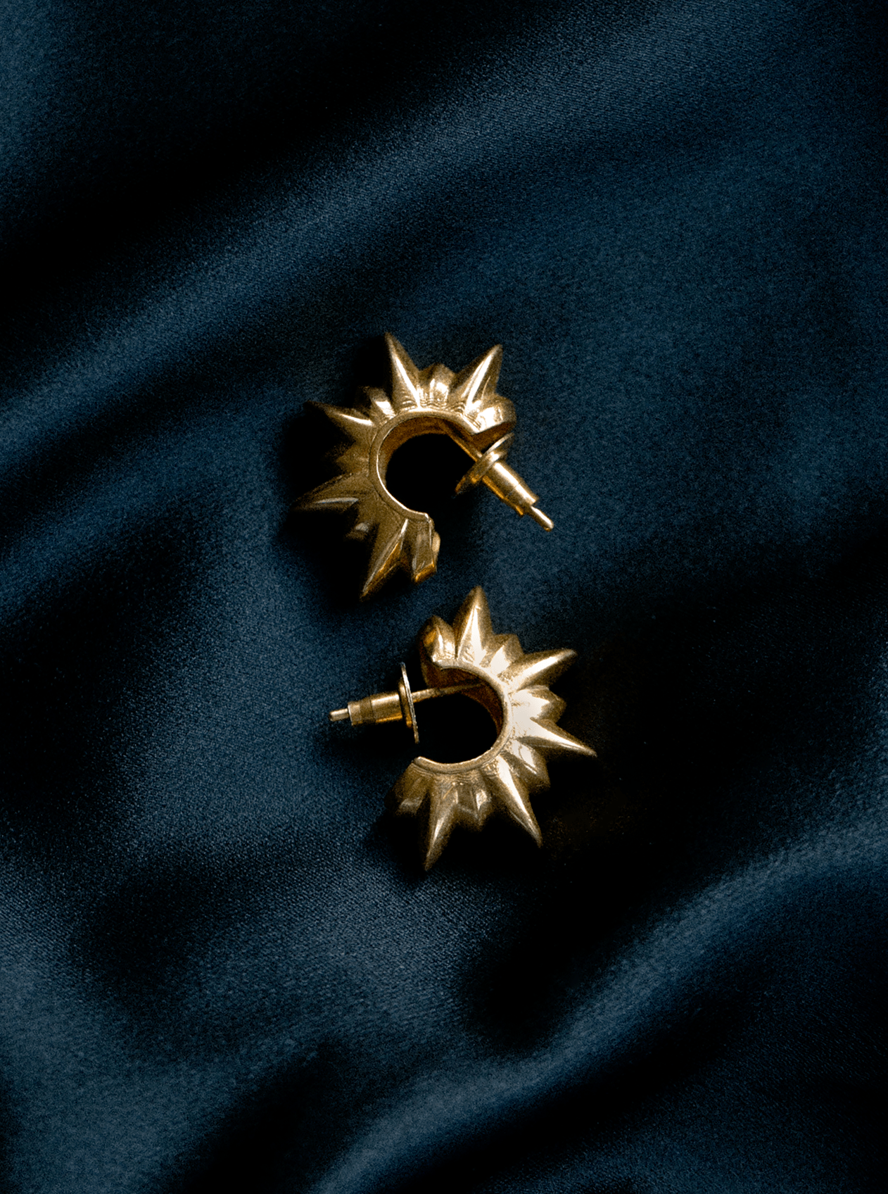 Dua Lipa - Mini Sun Studs - MISHO - CELEBRITY