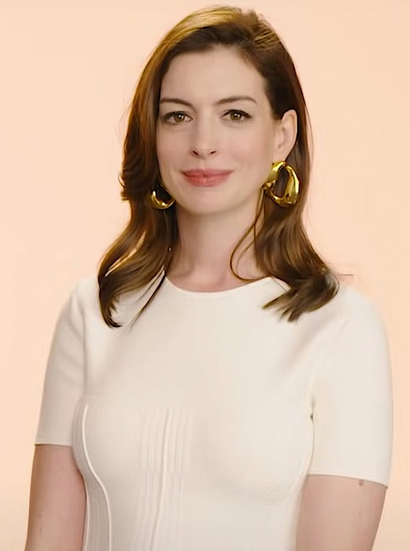 Anne Hathaway - Chunky Chain Hoops - MISHO - CELEBRITY