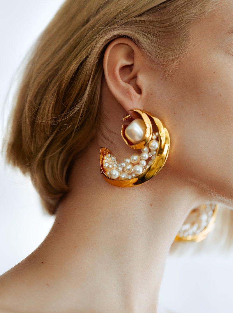 Crest Hoops - MISHO - Earrings