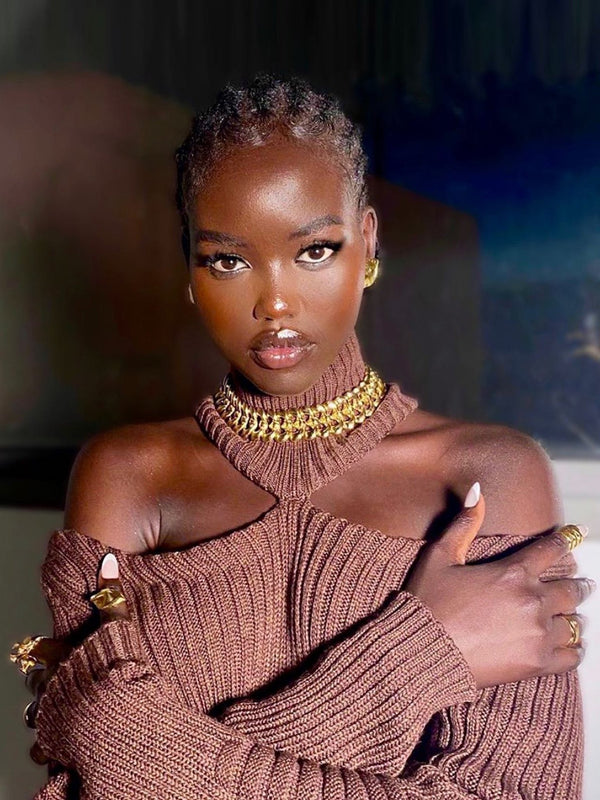 ADUT AKECH - MISHO - CELEBRITY