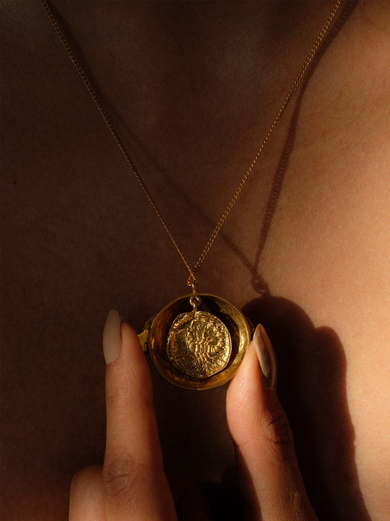 Baby belly pendant (with hidden zodiac) - MISHO -
