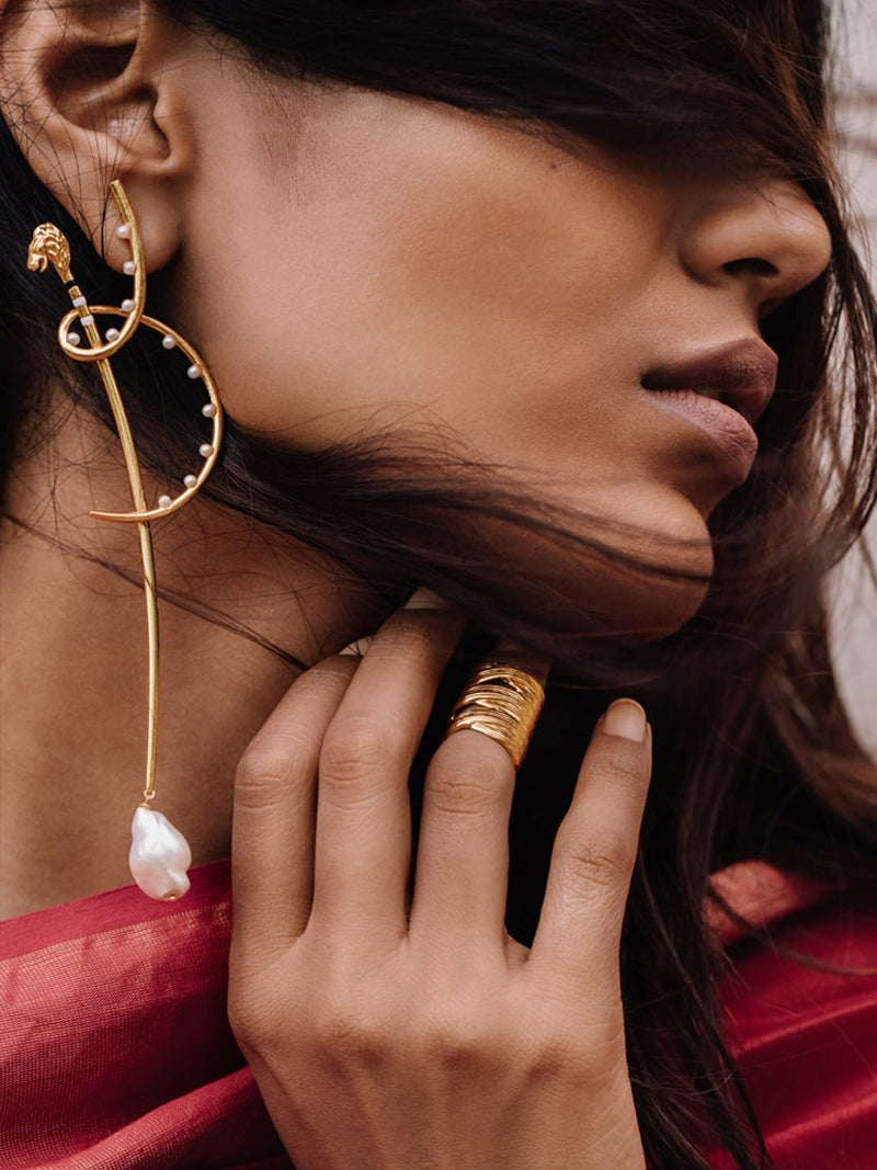Katana Leo earrings with pearls - MISHO - Earrings