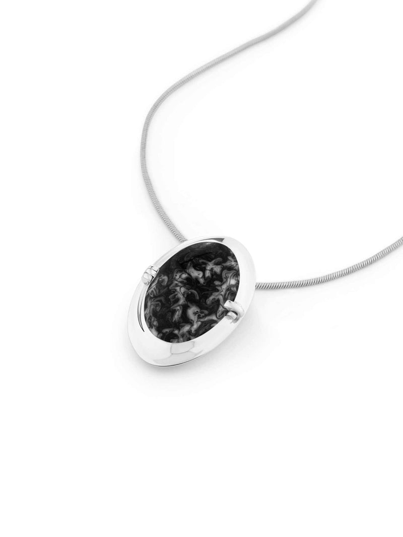 Memento Oval Pendant Black - MISHO - Pendant