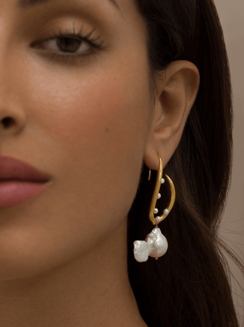 Mini Twist Link Earrings with Baroque Pearls - MISHO - Earrings