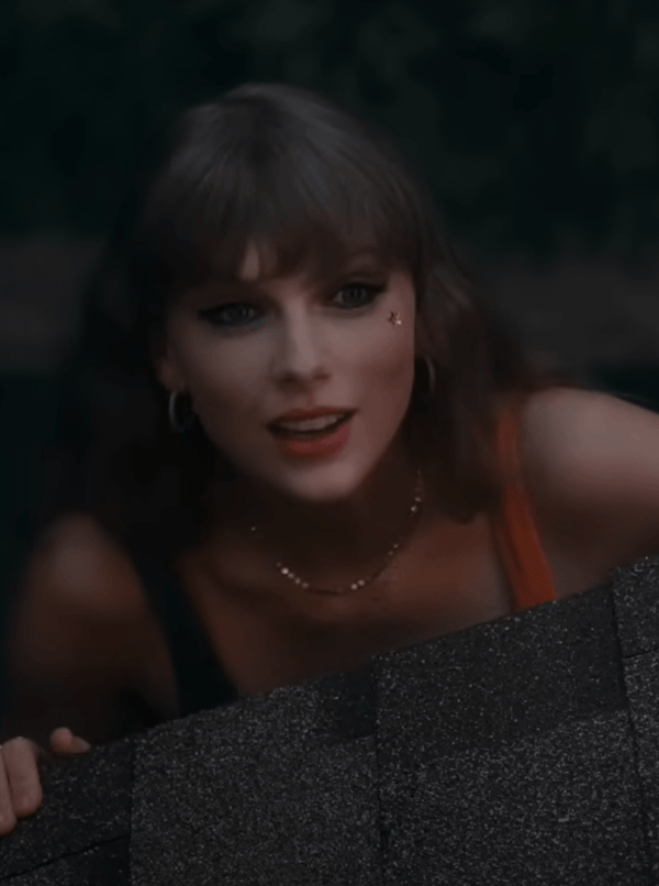 TAYLOR SWIFT - MISHO - CELEBRITY